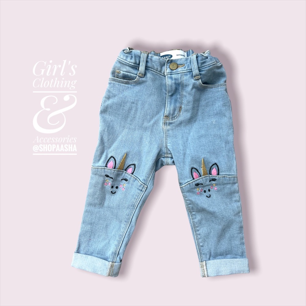Old Navy Unicorn Graphic Light-Wash Jeans for Toddlers